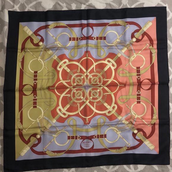 Hermès Scarf , 35 inch by 35 inch - Picture 2 of 7